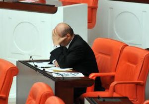 BAYRAKTAR I AĞLATAN SAVUNMA!